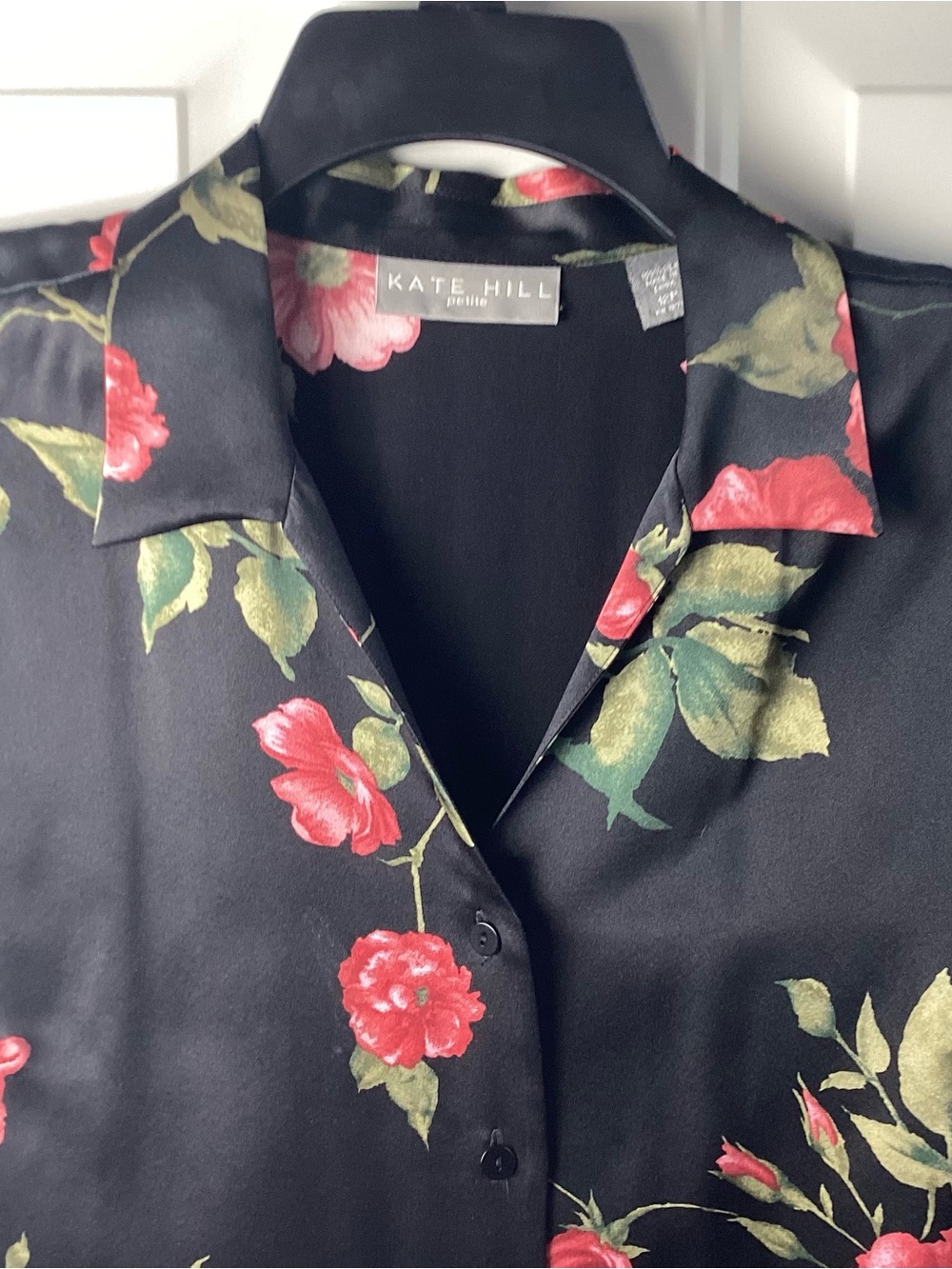 Kate Hill Black Floral Silk  Blouse with Red Roses - Picture 2 of 7